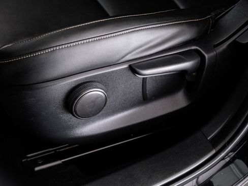 Used 2020 MAZDA CX-30 AWD w/ Select Package image 32