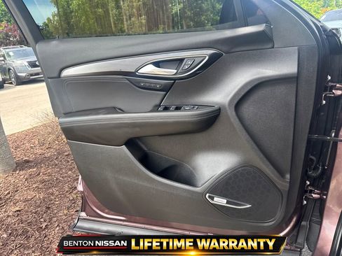 Used 2024 Buick Envision Preferred AWD/4WD image 11