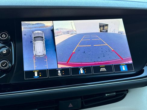 Used 2021 Buick Envision Avenir w/ Technology Package II image 23