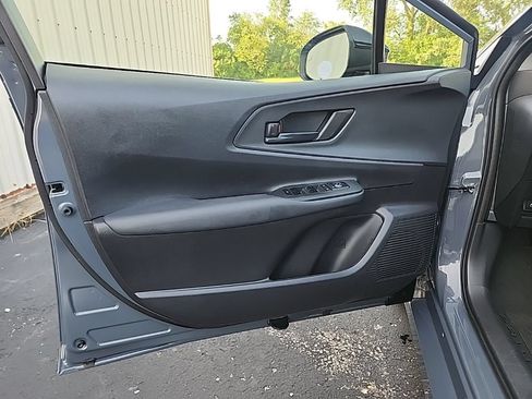 Used 2024 Toyota Prius Prime FWD image 27