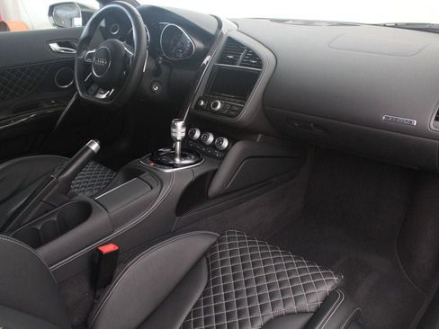 Used 2014 Audi R8 V10 plus image 6