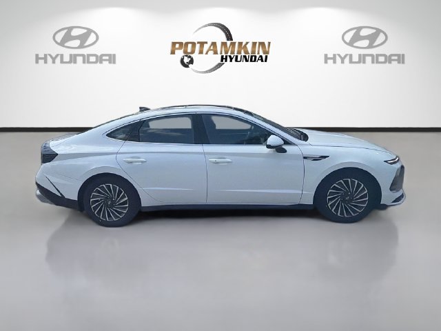 New 2026 Hyundai Sonata SEL FWD image 4