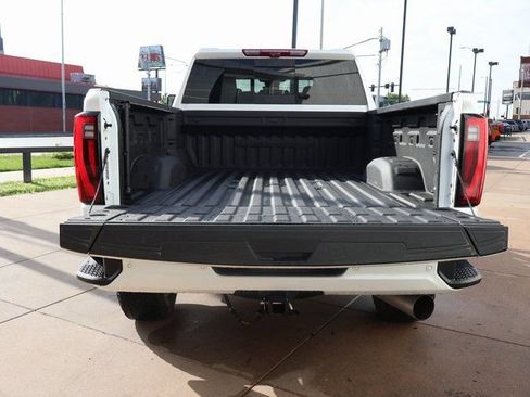 Certified 2024 GMC Sierra 2500 Denali Ultimate AWD/4WD image 18