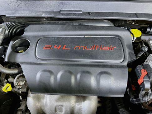 Used 2022 Jeep Compass High Altitude AWD/4WD image 29
