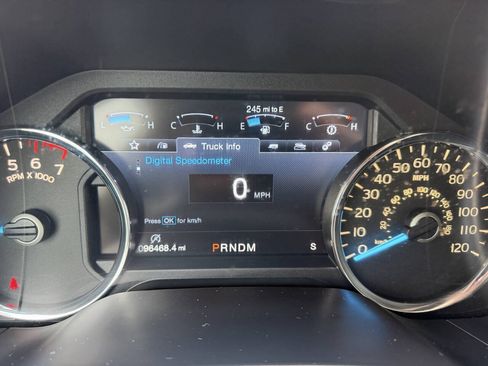 Used 2019 Ford F150 Lariat w/ Equipment Group 502A Luxury AWD/4WD image 15