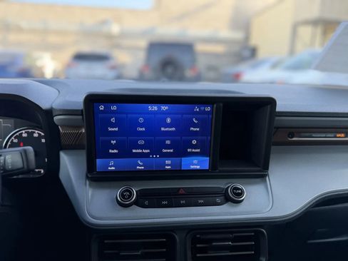 Used 2022 Ford Maverick Lariat w/ Lariat Luxury Package FWD image 32