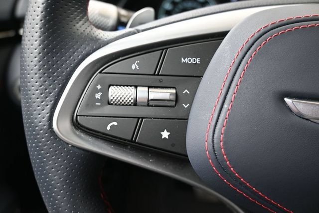 Used 2025 Genesis GV70 3.5T Sport AWD/4WD image 26