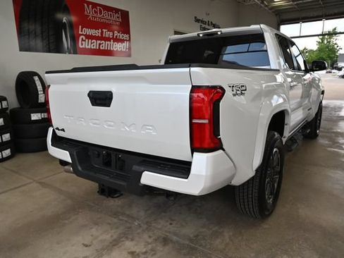 Used 2025 Toyota Tacoma TRD Sport AWD/4WD image 6