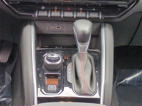 Certified 2023 Chevrolet Colorado Z71 w/ Z71 Convenience Package 2 image 20