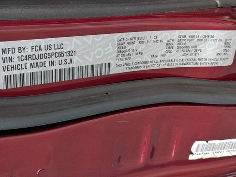 Used 2023 Dodge Durango GT AWD/4WD image 32