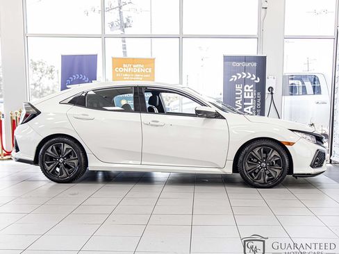 Used 2019 Honda Civic EX image 9