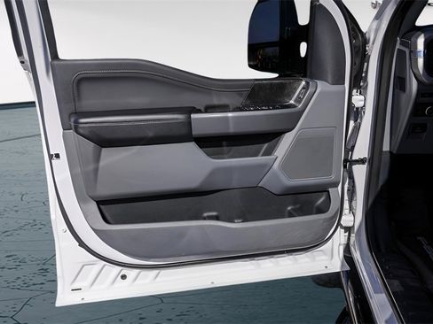 Used 2022 Ford F150 XLT w/ Equipment Group 302A High image 28