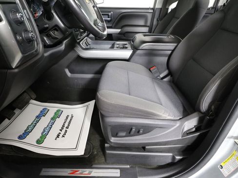 Used 2018 Chevrolet Silverado 1500 LT w/ Redline Edition AWD/4WD image 13