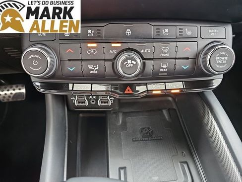 Used 2024 Dodge Durango SRT Hellcat w/ Black Package AWD/4WD image 18