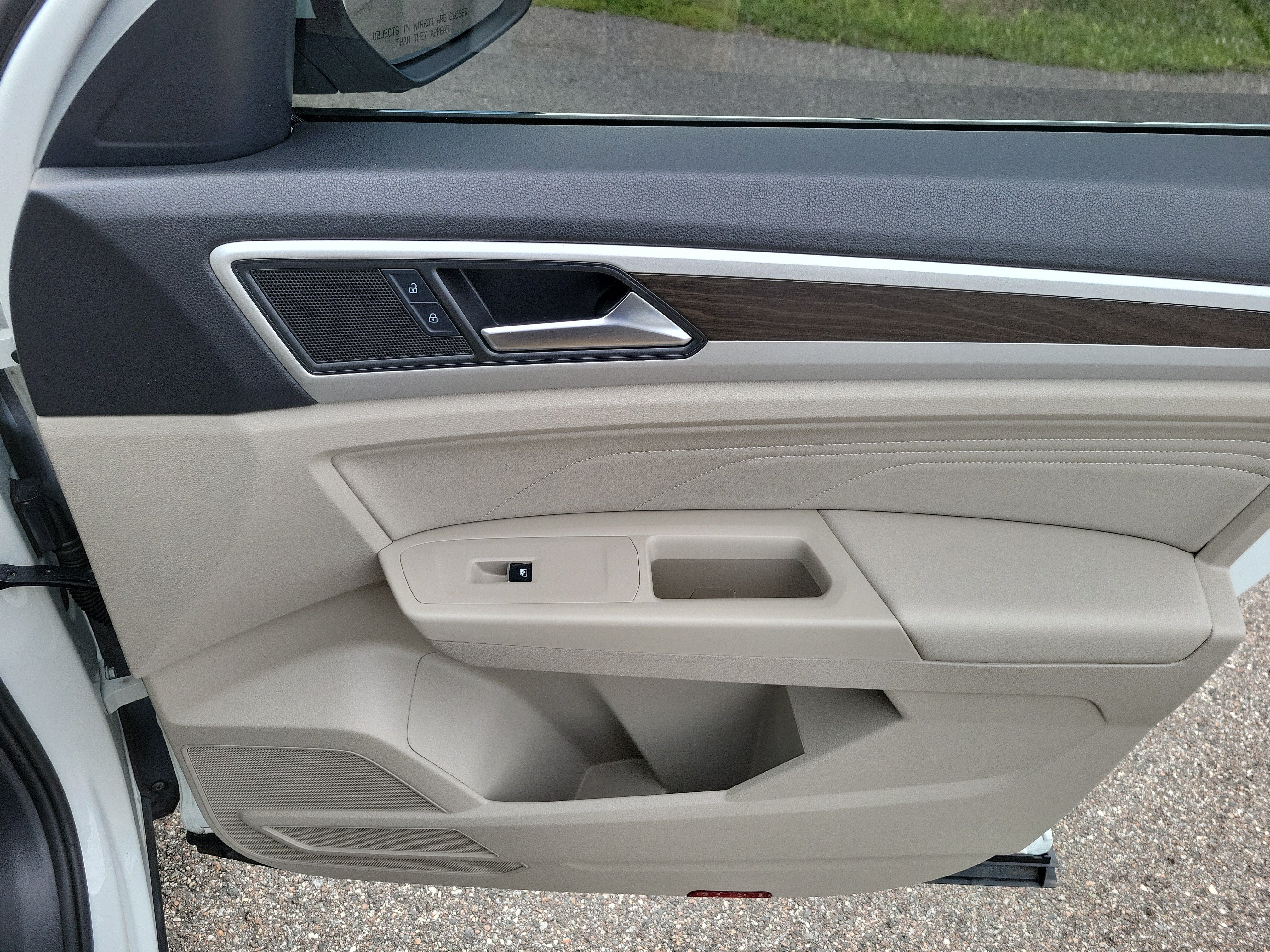 Used 2022 Volkswagen Atlas SE FWD image 10