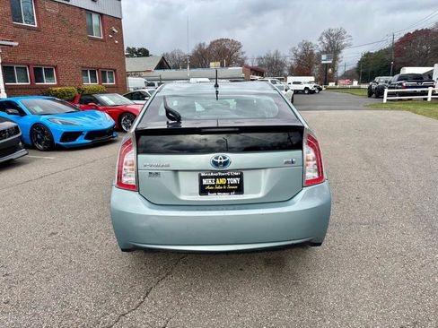 Used 2012 Toyota Prius One image 7