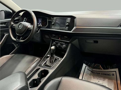 Used 2020 Volkswagen Jetta R-Line image 7