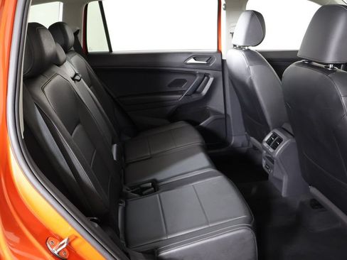 Used 2019 Volkswagen Tiguan SE AWD/4WD image 33