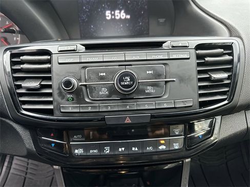 Used 2017 Honda Accord Sport image 17