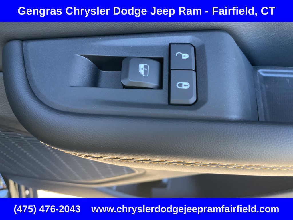 Certified 2026 Jeep Grand Cherokee Limited AWD/4WD image 23