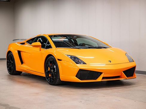 Used 2012 Lamborghini Gallardo LP 550-2 Bicolore RWD image 7