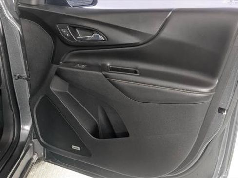 Used 2018 Chevrolet Equinox Premier FWD image 23