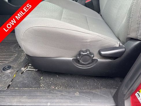Used 2018 Toyota Tacoma SR w/ SR Convenience Package RWD image 16