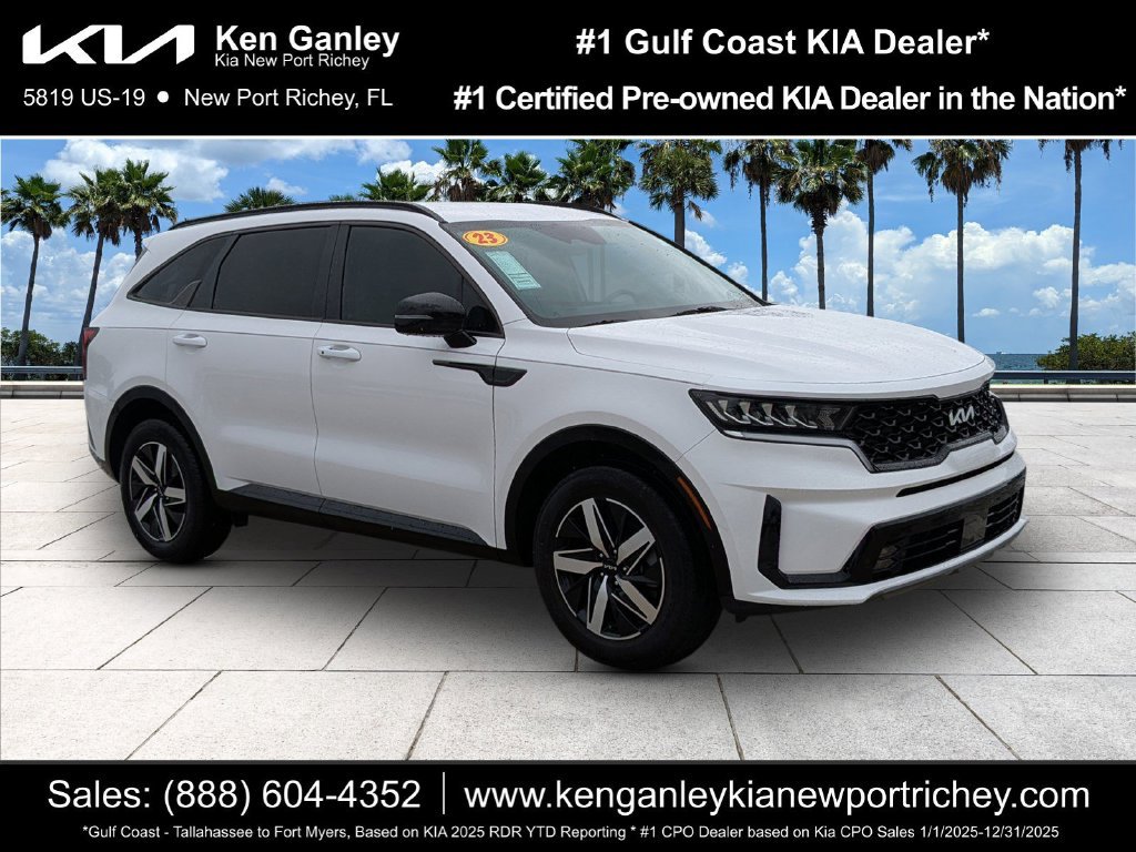 Certified 2023 Kia Sorento EX FWD image 1