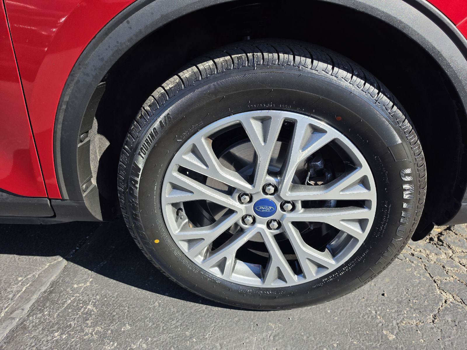 Used 2022 Ford Escape SEL AWD/4WD image 6