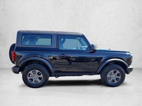 Used 2023 Ford Bronco 2-Door AWD/4WD image 4