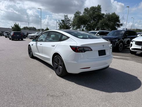 Used 2023 Tesla Model 3 Standard Range RWD image 4