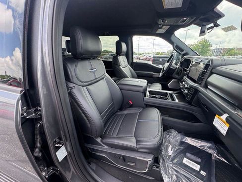 New 2026 Ford F250 Platinum w/ Tremor Off-Road Package AWD/4WD image 17