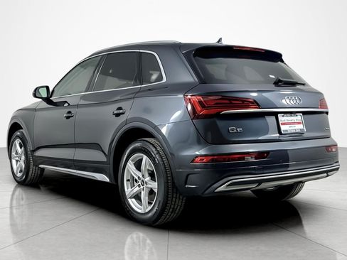 Used 2023 Audi Q5 2.0T Premium w/ Convenience Package AWD/4WD image 3
