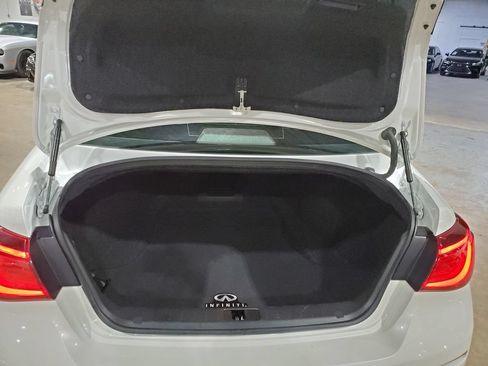 Used 2018 INFINITI Q70 L 3.7 w/ Sensory Package AWD/4WD image 51