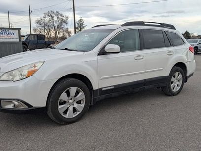 Used 2011 Subaru Outback 3.6R Limited w/ PWR Moonroof Pkg