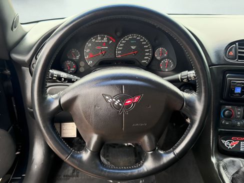 Used 2003 Chevrolet Corvette Z06 w/ Memory Package, 3 Drivers RWD image 13