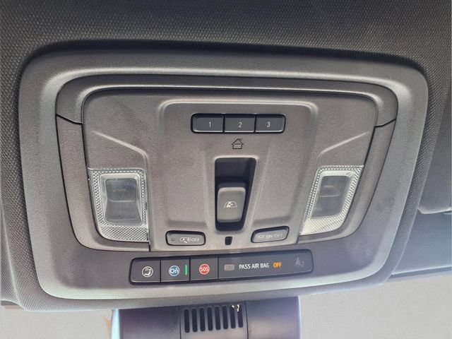 Used 2025 Chevrolet Silverado 1500 LTZ AWD/4WD image 46