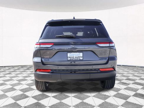 New 2025 Jeep Grand Cherokee Limited w/ Black Appearance Package image 15