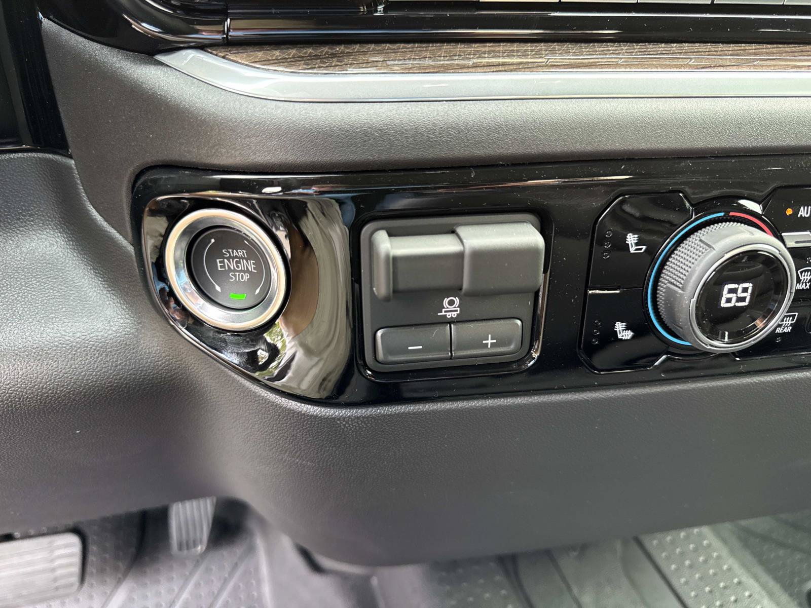 New 2026 Chevrolet Silverado 1500 RST AWD/4WD image 27