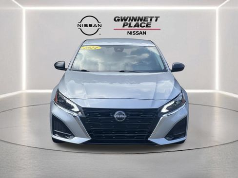 Certified 2024 Nissan Altima 2.5 SV FWD image 28