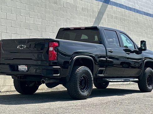Certified 2024 Chevrolet Silverado 2500 Custom w/ Custom Value Package AWD/4WD image 4