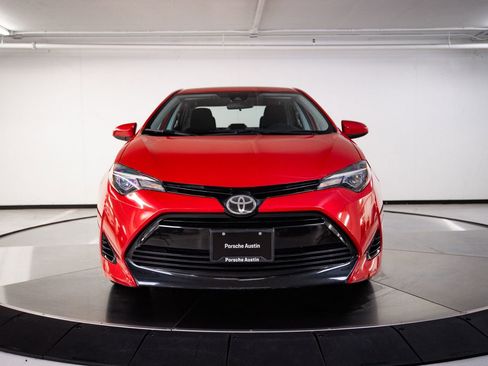 Used 2018 Toyota Corolla LE image 10