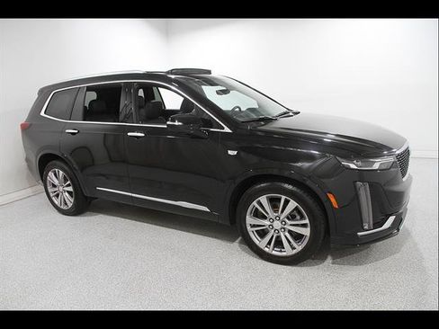 Used 2023 Cadillac XT6 Premium Luxury w/ Technology Package AWD/4WD image 1