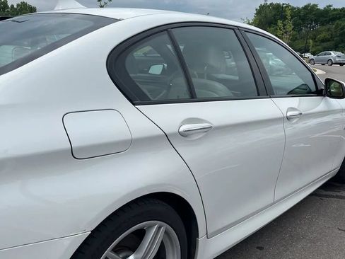 Used 2016 BMW 535i xDrive Sedan AWD/4WD image 9