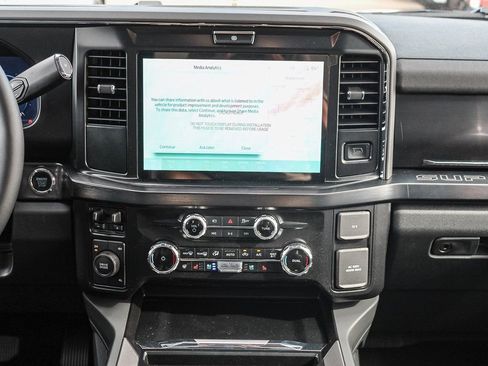 New 2026 Ford F250 Lariat w/ Black Appearance Package image 13