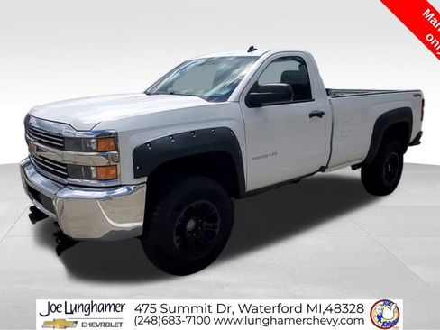 Used 2015 Chevrolet Silverado 2500 LT AWD/4WD image 4
