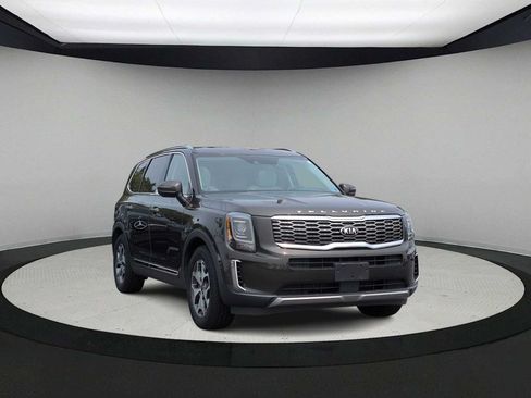 Used 2020 Kia Telluride EX w/ Towing Package AWD/4WD image 2