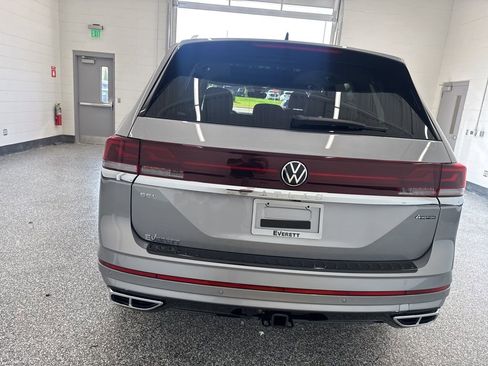 New 2026 Volkswagen Atlas SEL Premium R-Line AWD/4WD image 3
