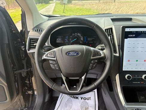 Certified 2023 Ford Edge SEL w/ Sport Appearance Package AWD/4WD image 10