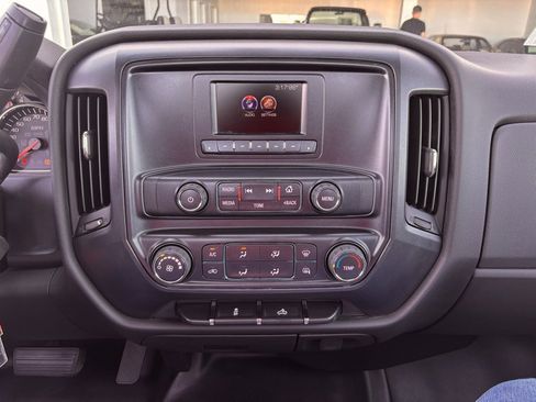Used 2017 GMC Sierra 1500 2WD Regular Cab image 18